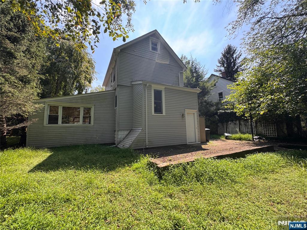 25 Maple Avenue Property Photo 17