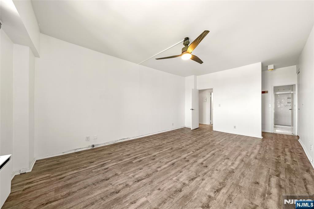 7855 Boulevard East 30h Property Photo 24