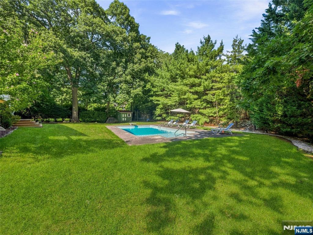 19 Thornhill Drive Property Photo 29