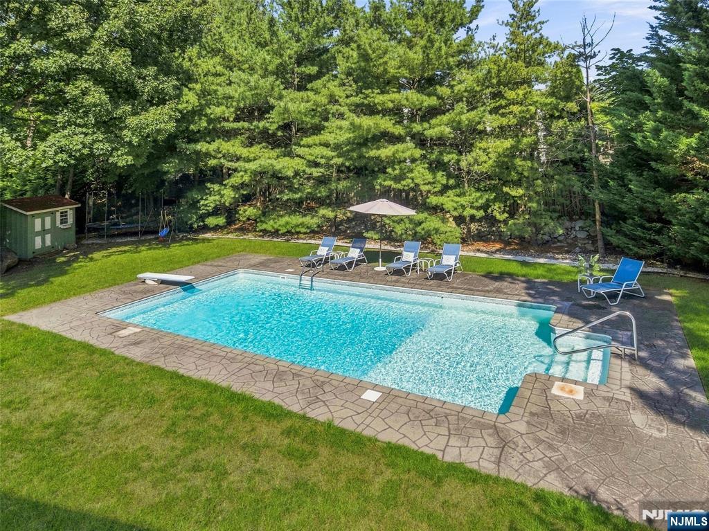 19 Thornhill Drive Property Photo 30