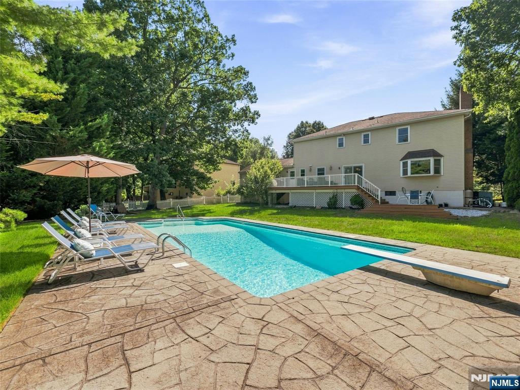 19 Thornhill Drive Property Photo 31