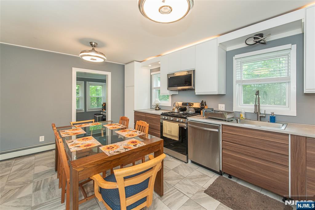 17 Highland Road Property Photo 9