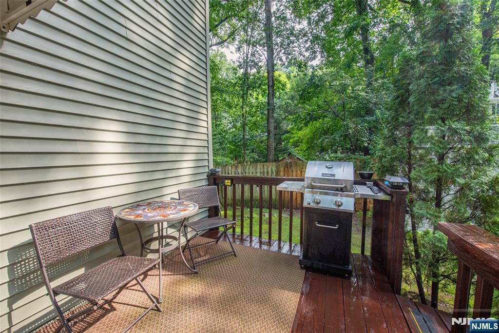 17 Highland Road Property Photo 27