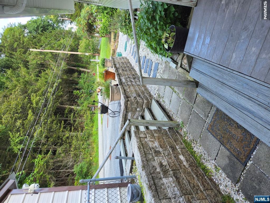 101 Woods Road Property Photo 11
