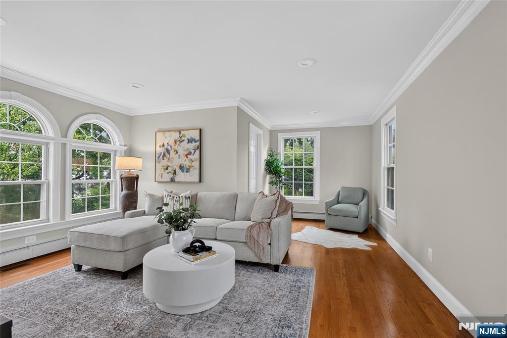 415 Lincoln Avenue Property Photo 13