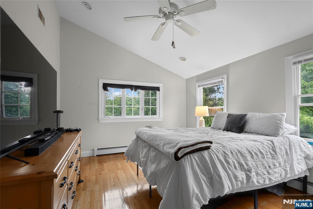 415 Lincoln Avenue Property Photo 29