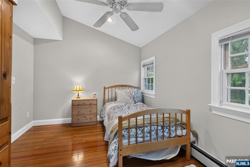 415 Lincoln Avenue Property Photo 33