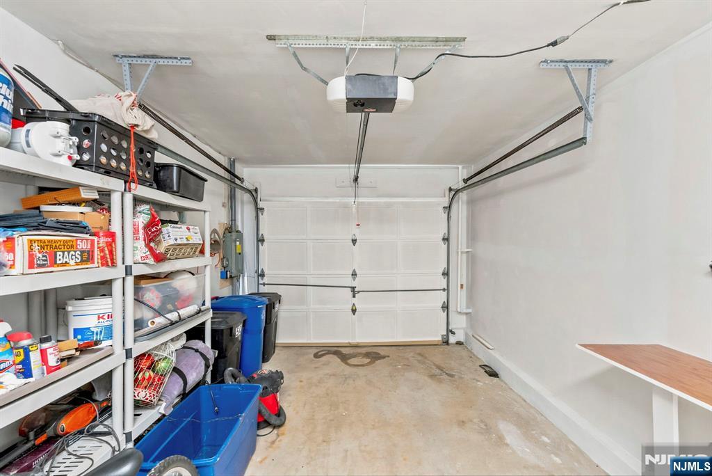 5c New Bedford Road Property Photo 12