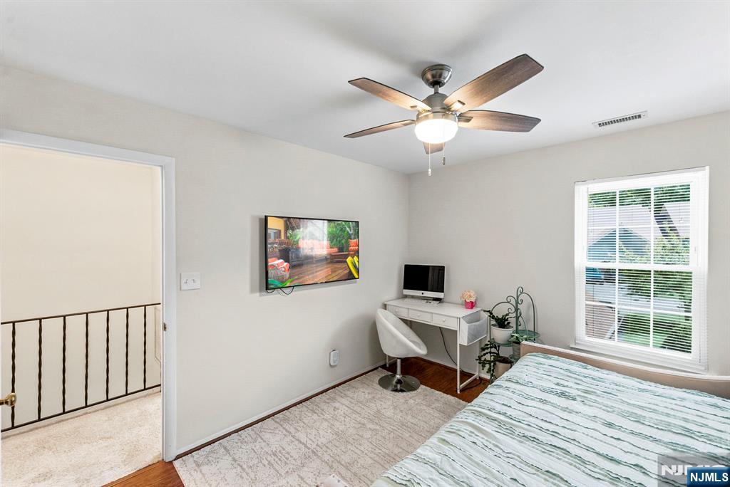 5c New Bedford Road Property Photo 26