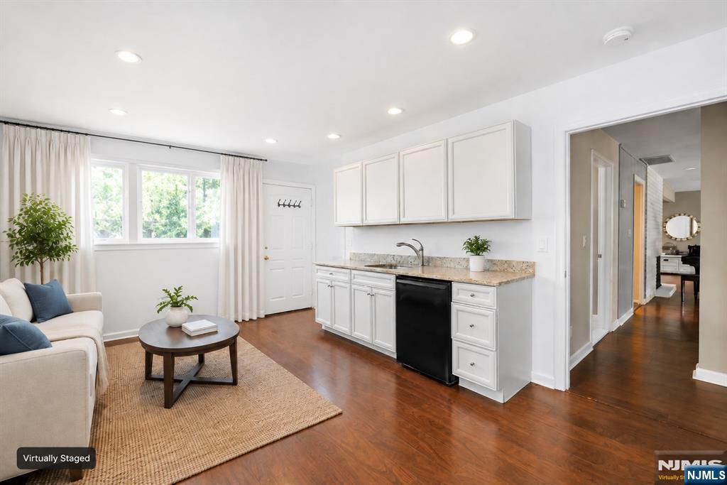 926 Norgate Drive Property Photo 11