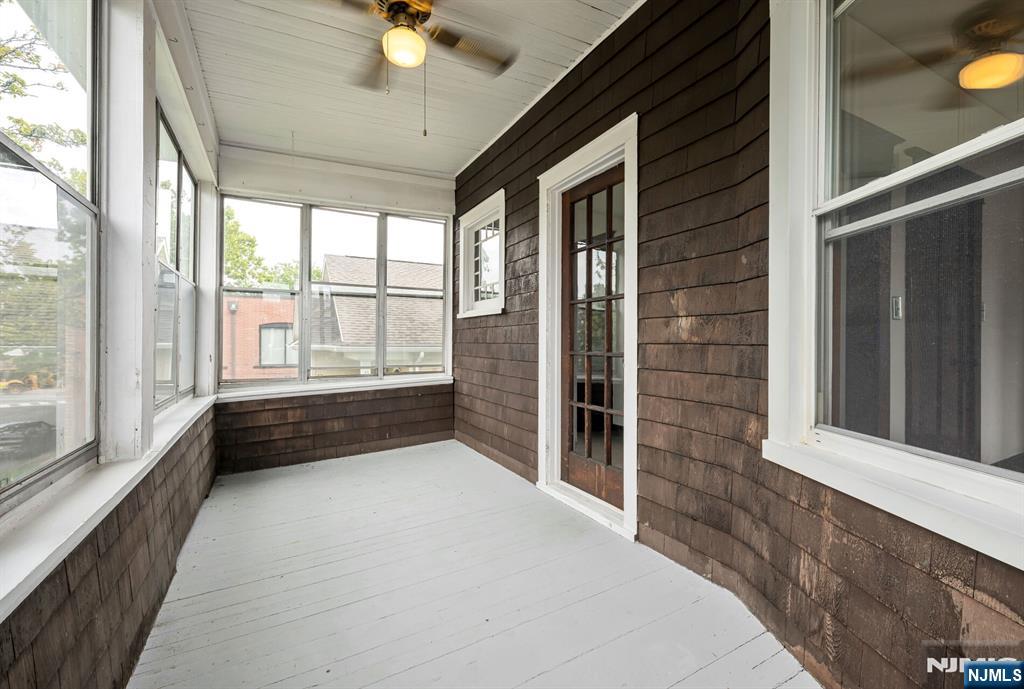 18 Unit 2 Lincoln Avenue 2 Property Photo 4