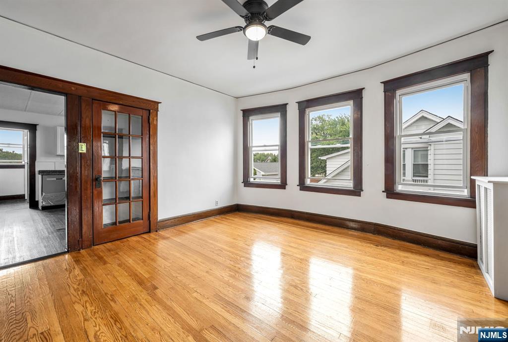 18 Unit 2 Lincoln Avenue 2 Property Photo 10