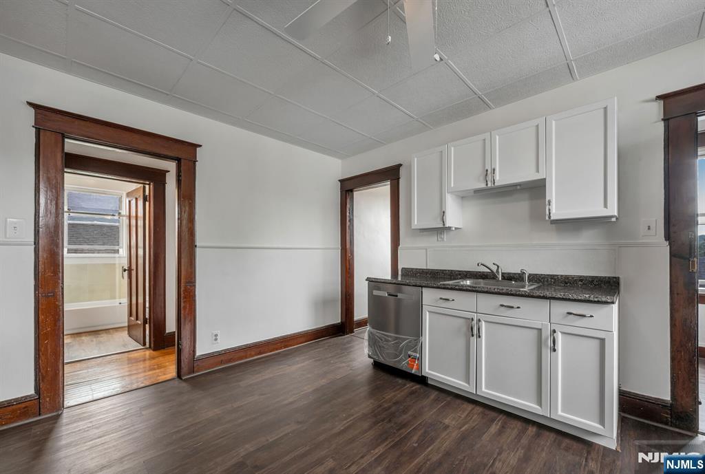 18 Unit 2 Lincoln Avenue 2 Property Photo 13