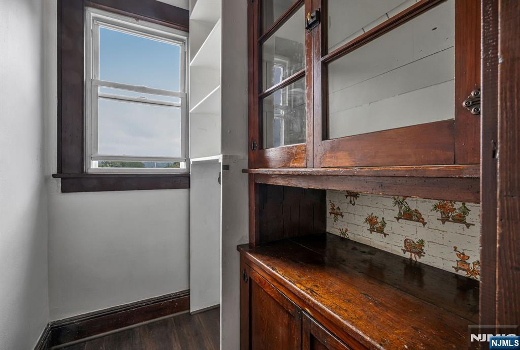 18 Unit 2 Lincoln Avenue 2 Property Photo 14