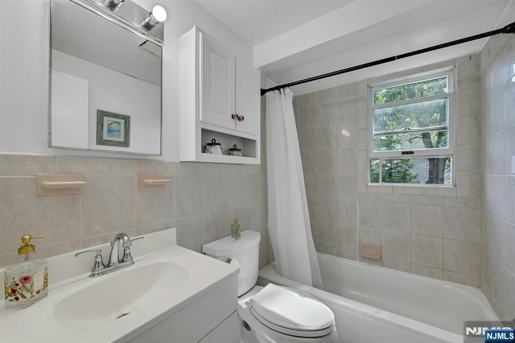 10 Knickerbocker Road Property Photo 20