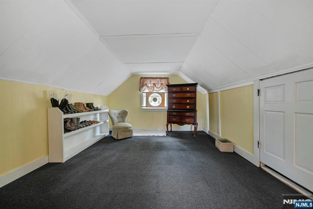10 Knickerbocker Road Property Photo 31