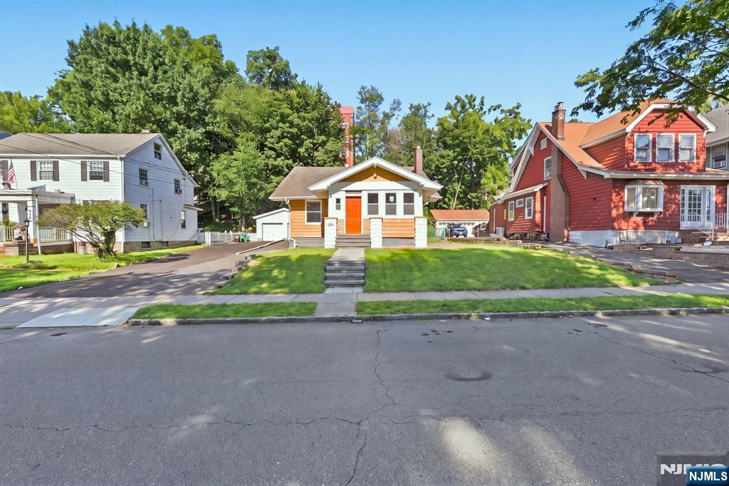205 Dewitt Avenue Property Photo 32