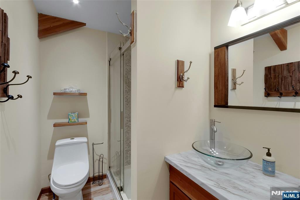 69 Cedar Pond Lane Property Photo 37