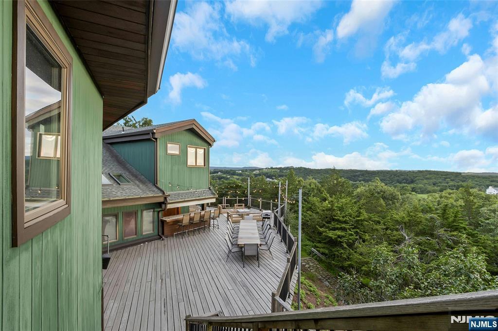 69 Cedar Pond Lane Property Photo 45