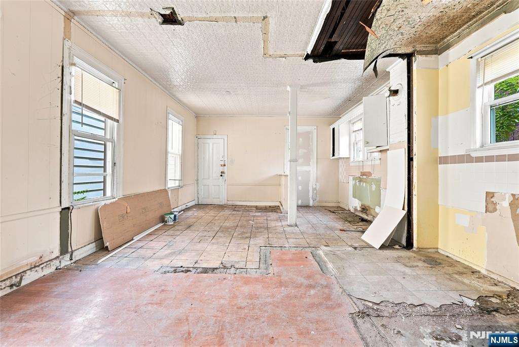 913 Summit Avenue Property Photo 21