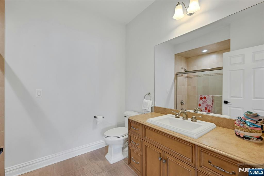 100 Heights Lane Property Photo 29