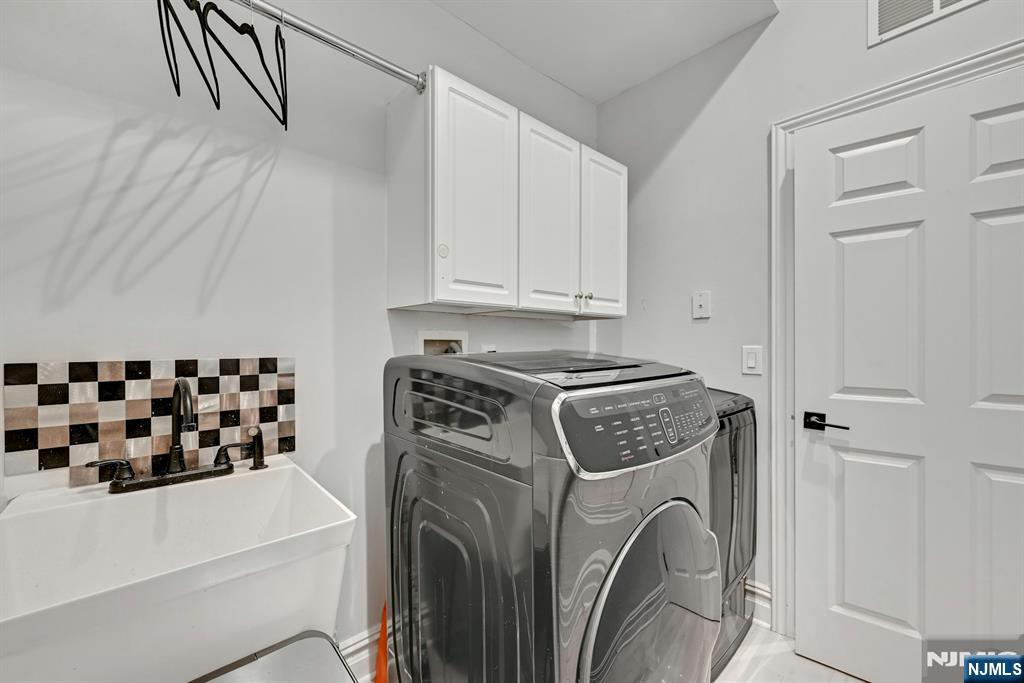 100 Heights Lane Property Photo 38