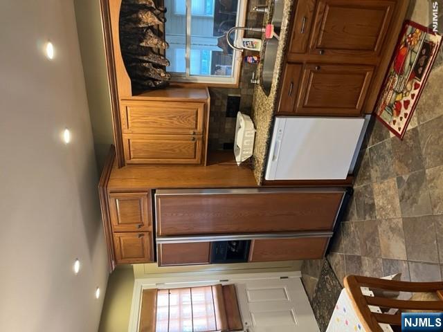 36 River Road Property Photo 2