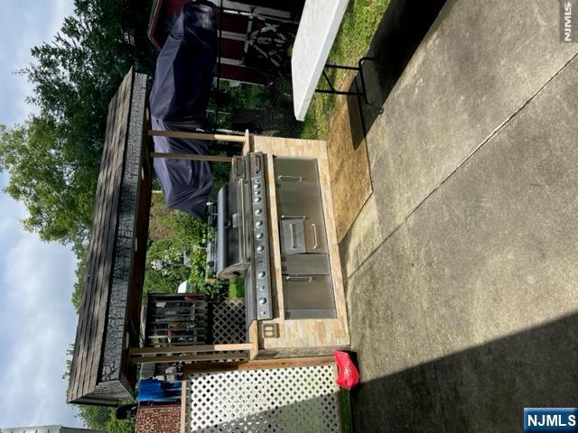 36 River Road Property Photo 8