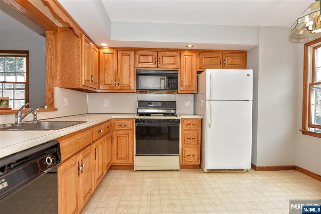 196 W Madison Avenue 7b Property Photo 12