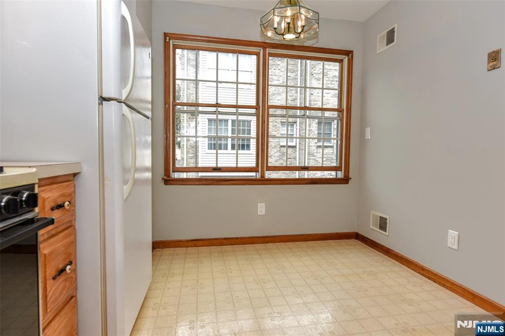 196 W Madison Avenue 7b Property Photo 14