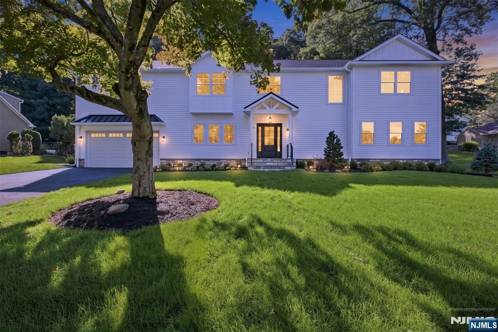 16 Butternut Avenue Property Photo 1