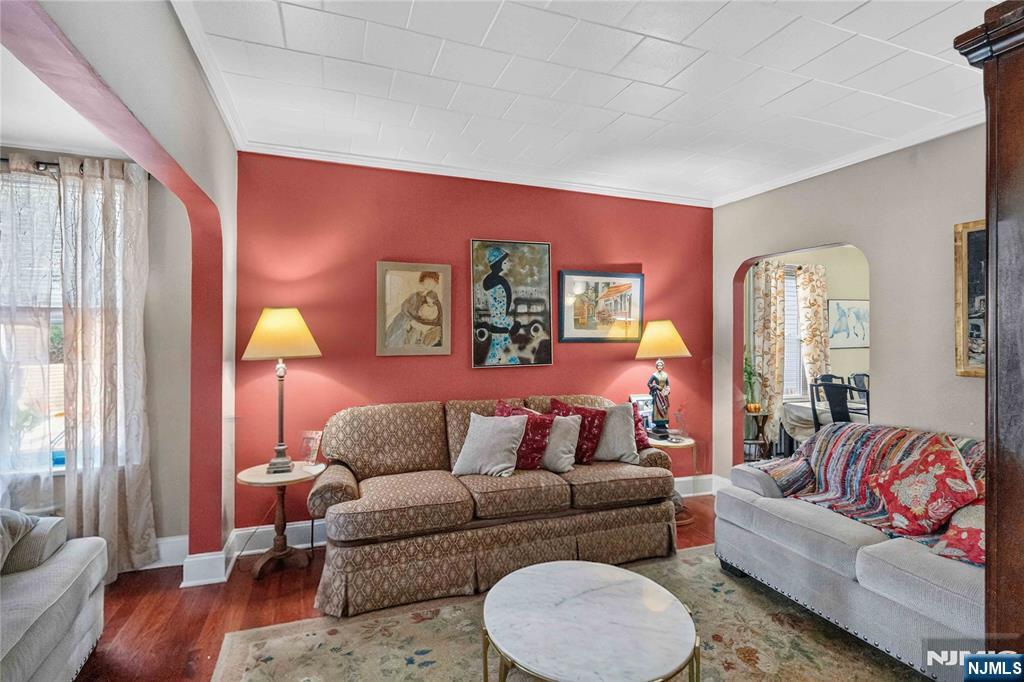 12 Maple Street Property Photo 6