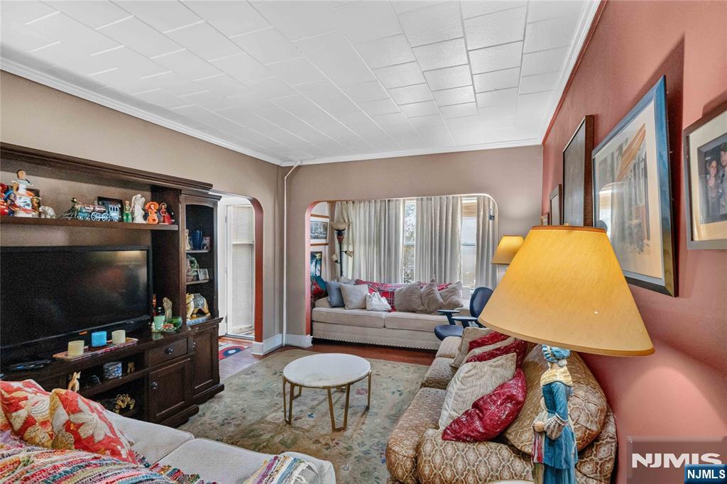 12 Maple Street Property Photo 7