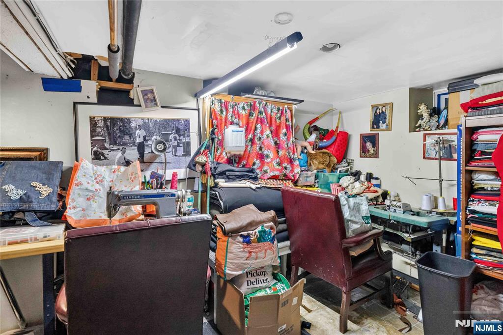 12 Maple Street Property Photo 20