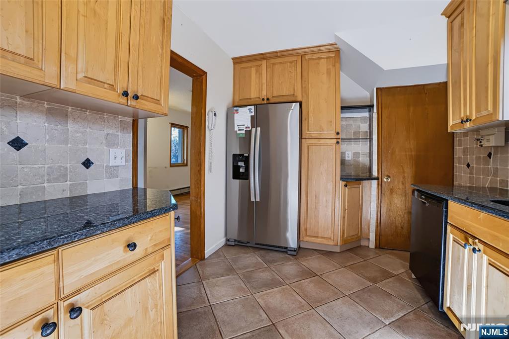 65 W Shore Avenue Property Photo 11