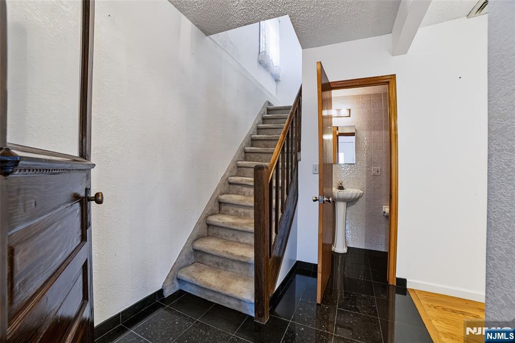 65 W Shore Avenue Property Photo 15