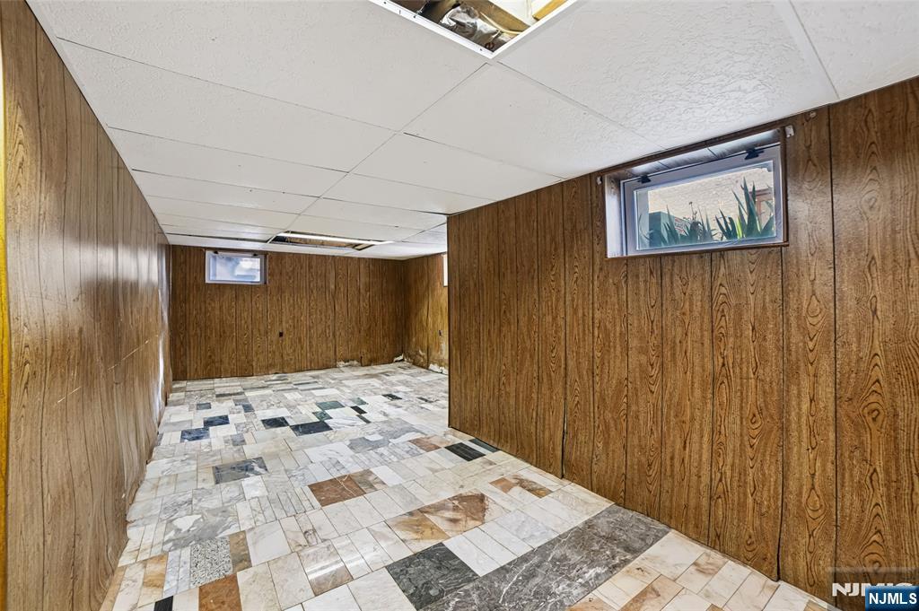 65 W Shore Avenue Property Photo 26