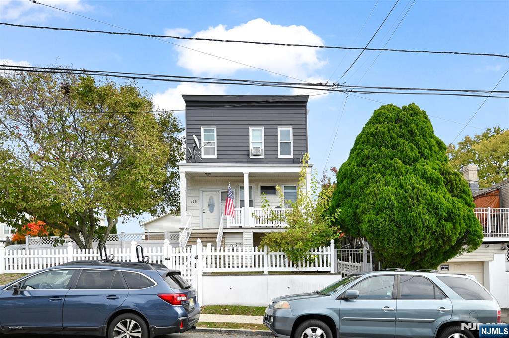 126 Macarthur Avenue Property Photo 1