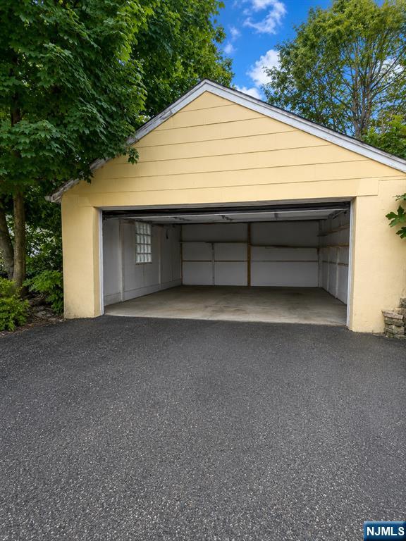 312 Passaic Avenue Property Photo 30