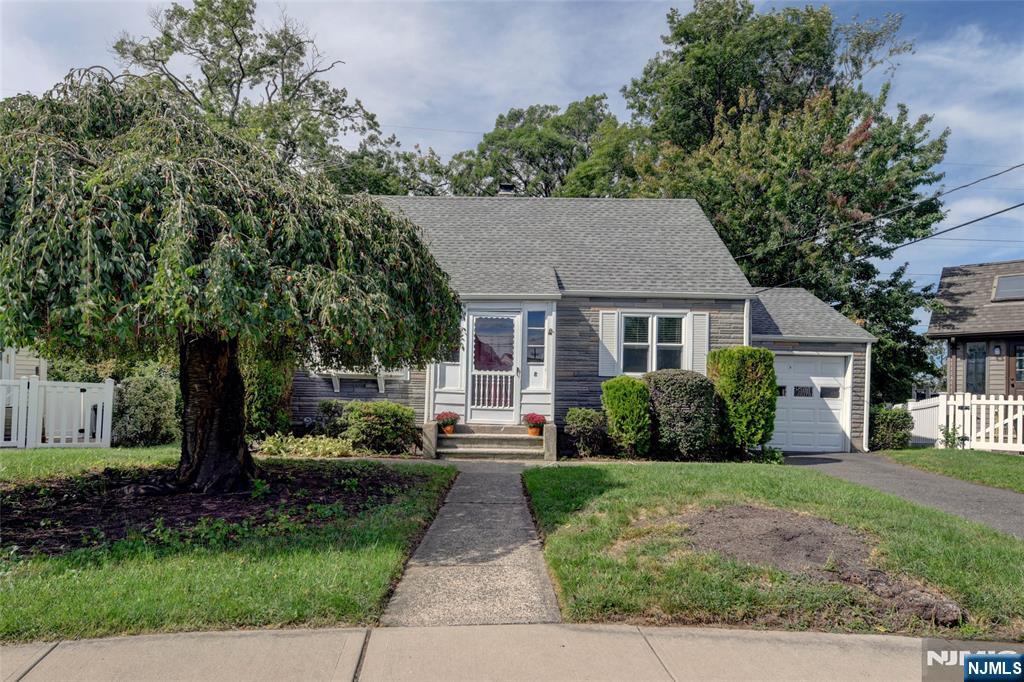 8 Tyler Court Property Photo 1