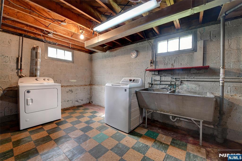 8 Tyler Court Property Photo 20