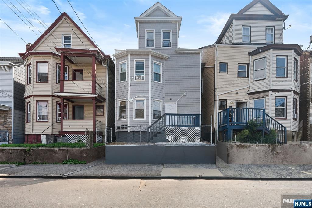 83 Mercer Street Property Photo 1
