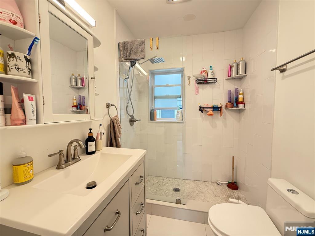 21 Livingston Avenue 2nd Fl Property Photo 22