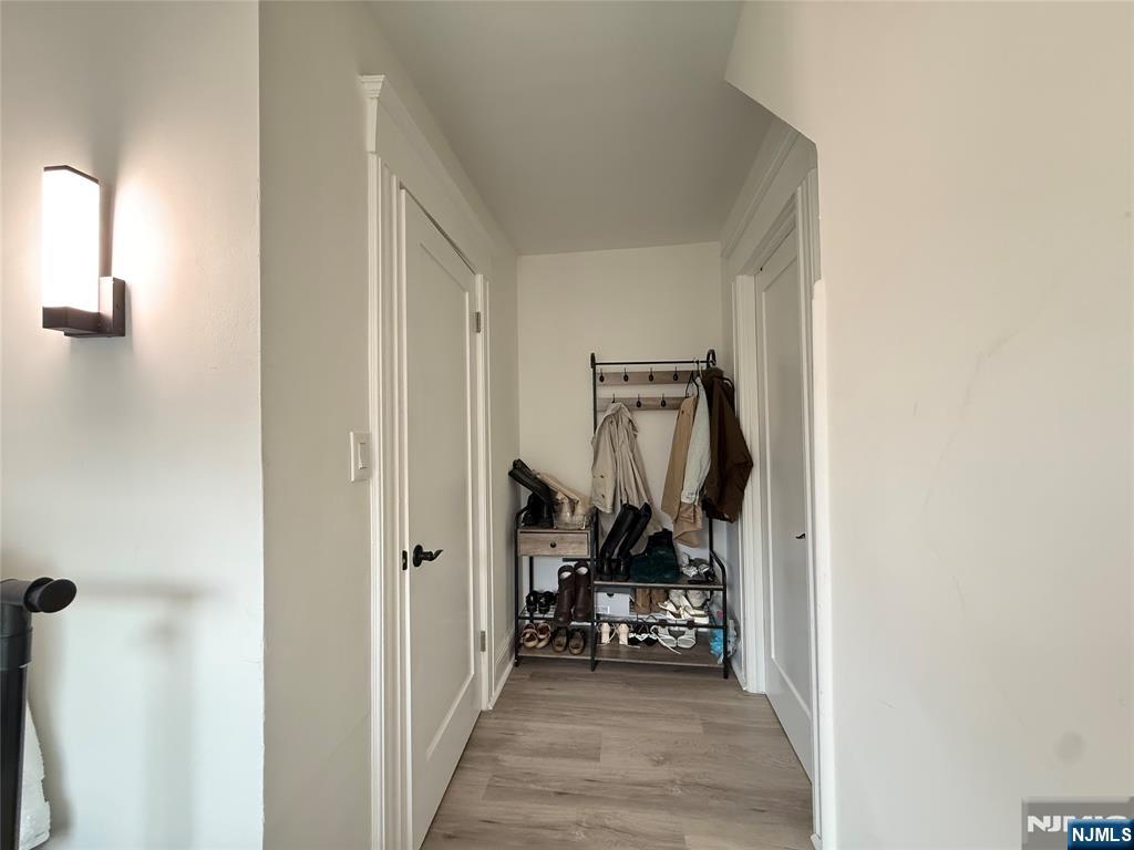 21 Livingston Avenue 2nd Fl Property Photo 25
