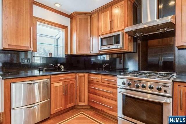 34 Glenview Terrace Property Photo 9