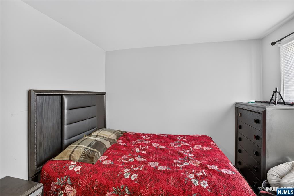 98 Goodwin Avenue Property Photo 41