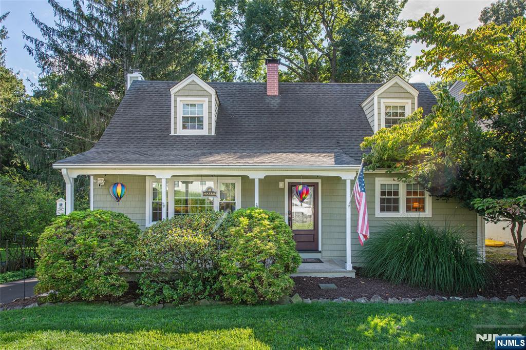 48 Oneida Avenue Property Photo 1