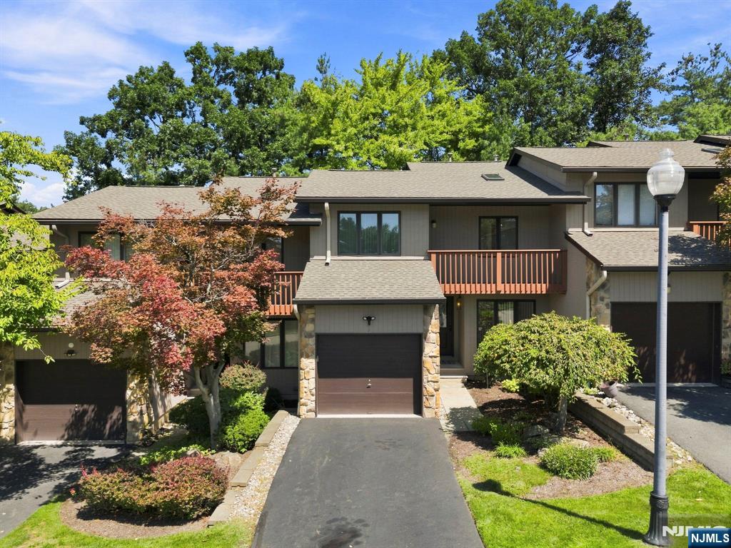 5 Wedgewood Drive Property Photo 1