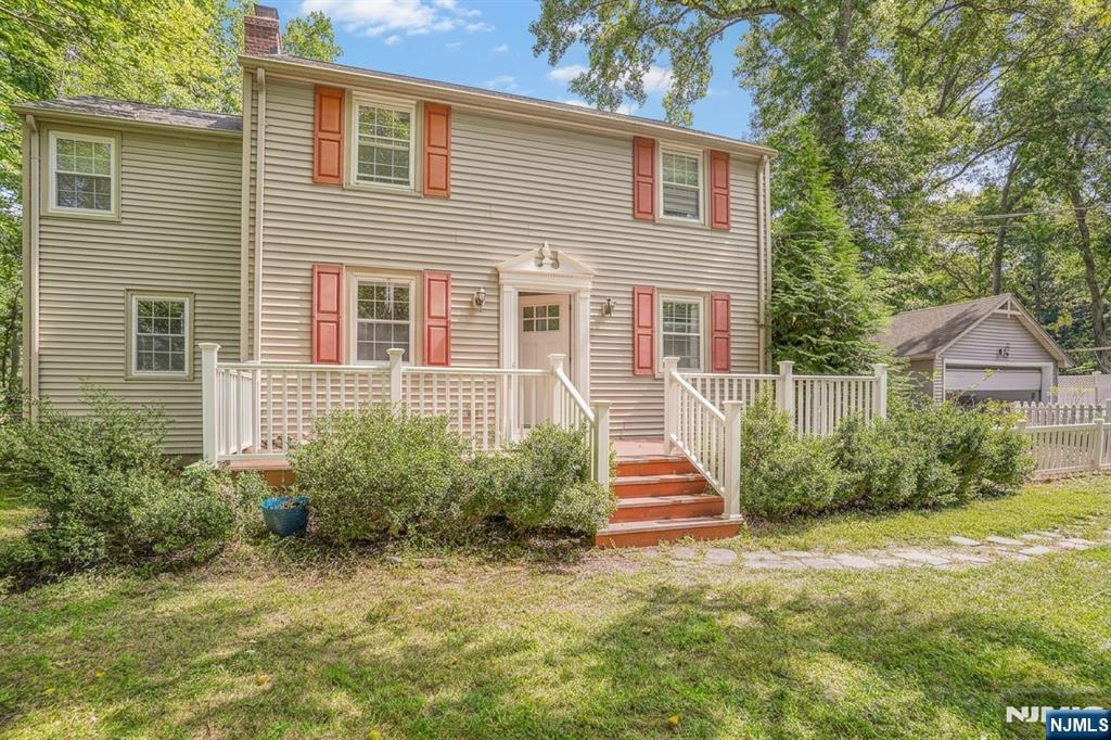 51 Julia Street Property Photo 1