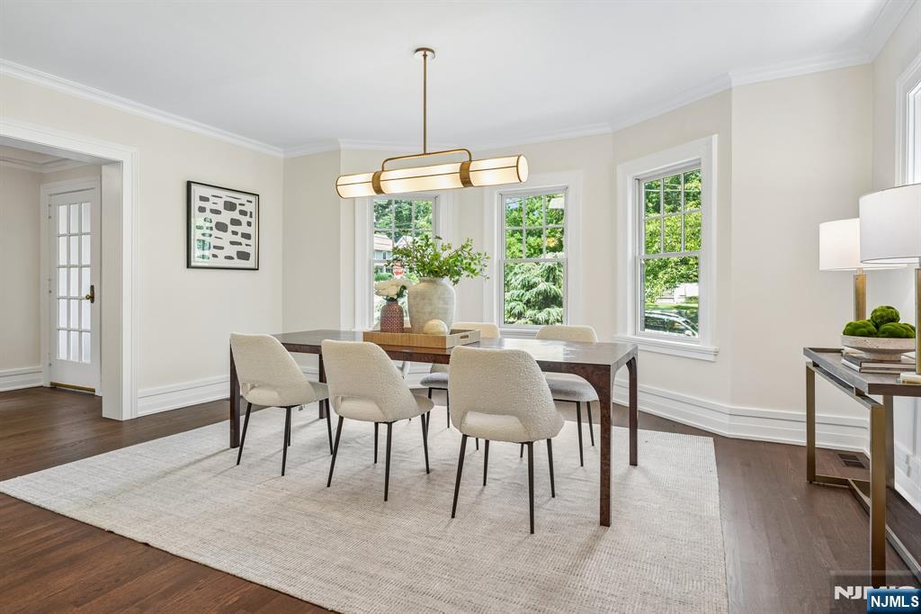 150 Gordonhurst Avenue Property Photo 13